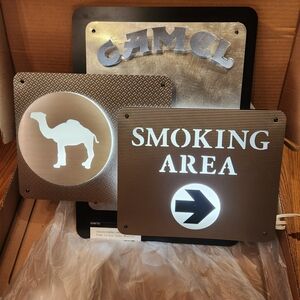 BEAUTIFUL CAMEL METAL ILLUMINATED SIGN
